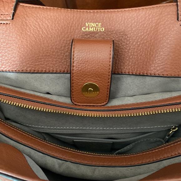 Vince Camuto Tote Bag - Picture 3 of 9